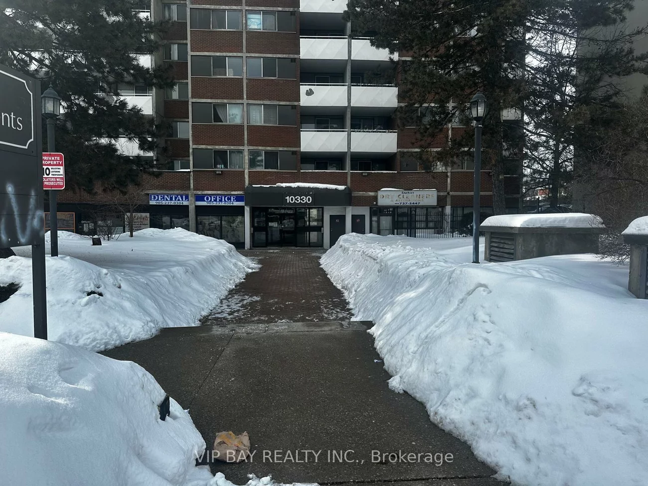 10330, Yonge, Mill Pond, Richmond Hill