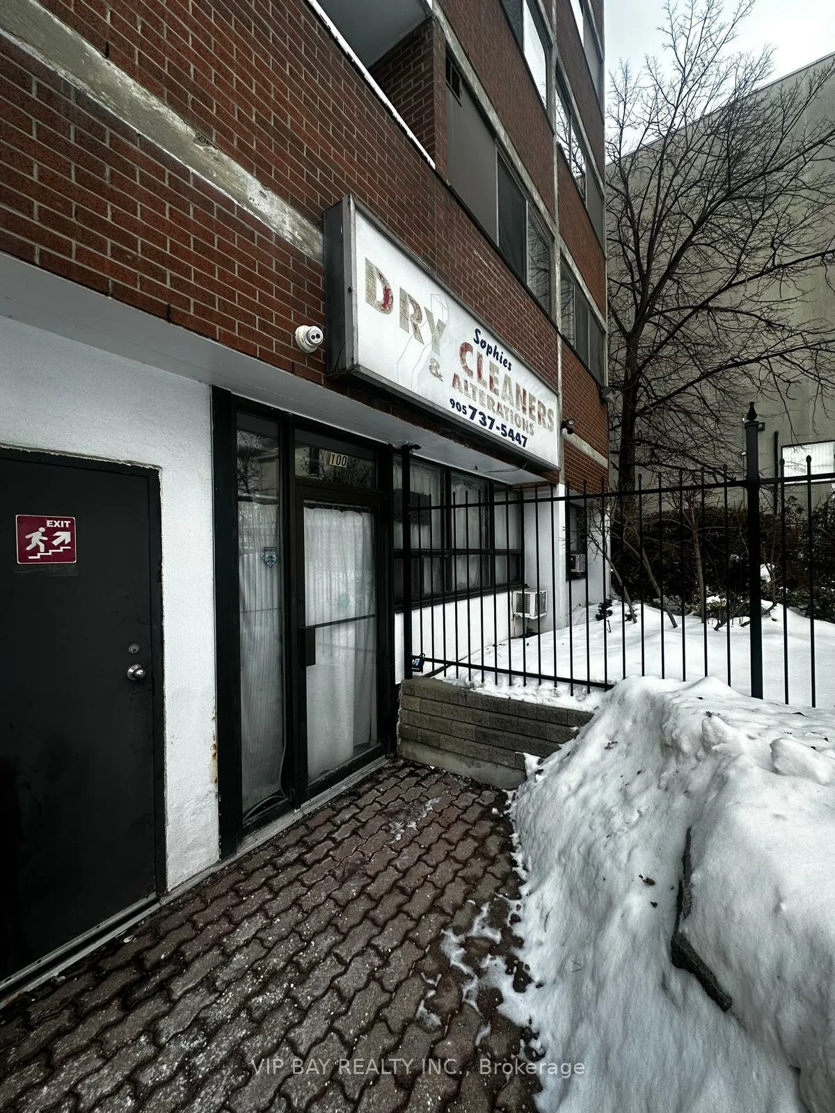 10330, Yonge, Mill Pond, Richmond Hill