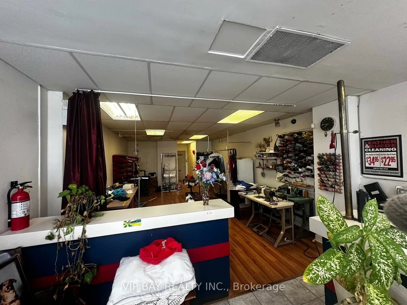 10330, Yonge, Mill Pond, Richmond Hill