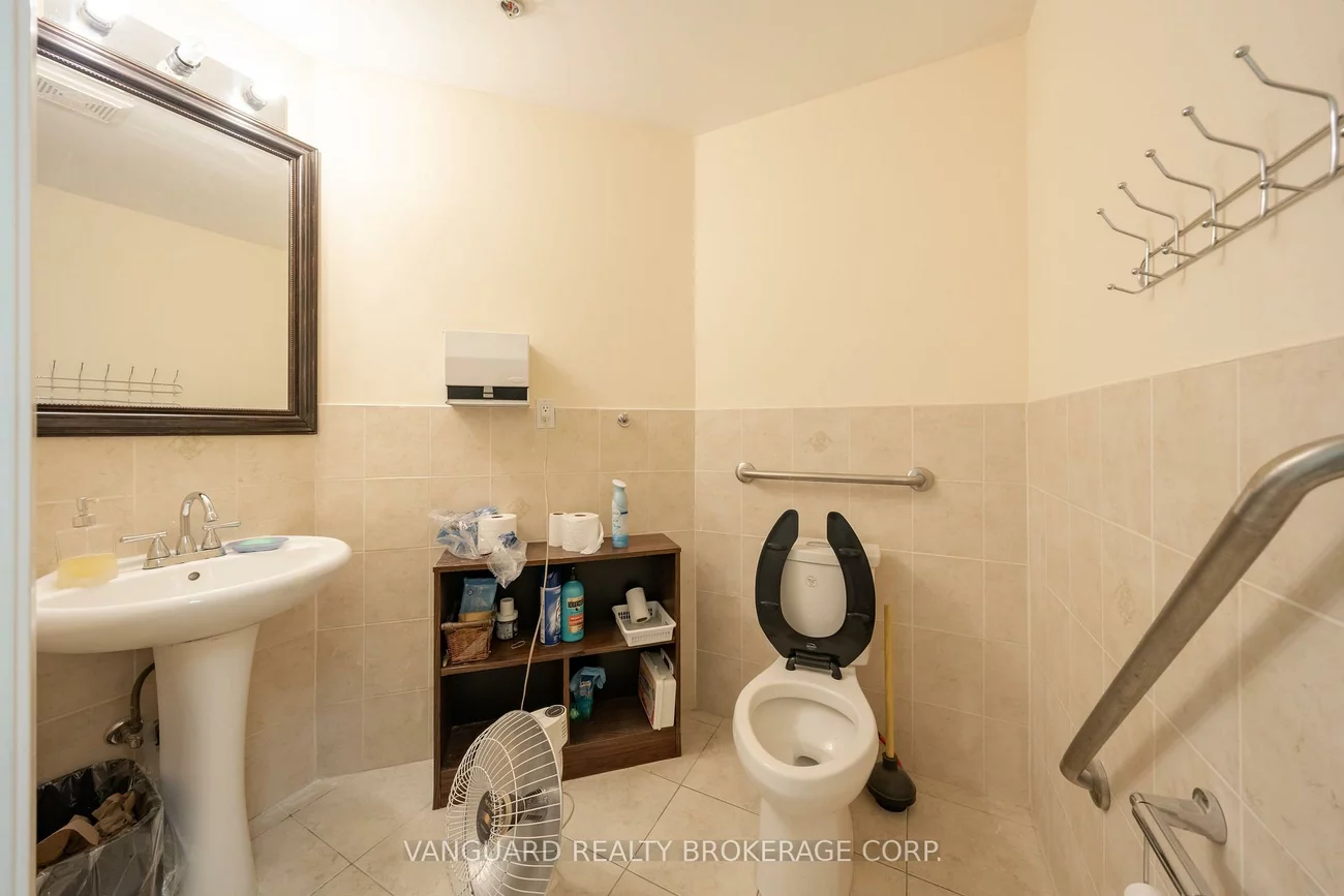 280, West Beaver Creek, Beaver Creek Business Park, Richmond Hill