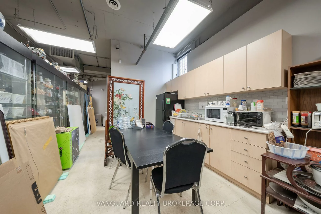 280, West Beaver Creek, Beaver Creek Business Park, Richmond Hill