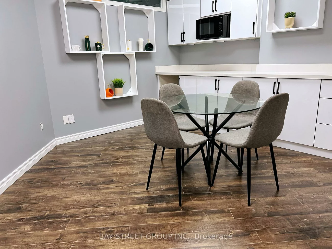 350, Highway 7, Doncrest, Richmond Hill