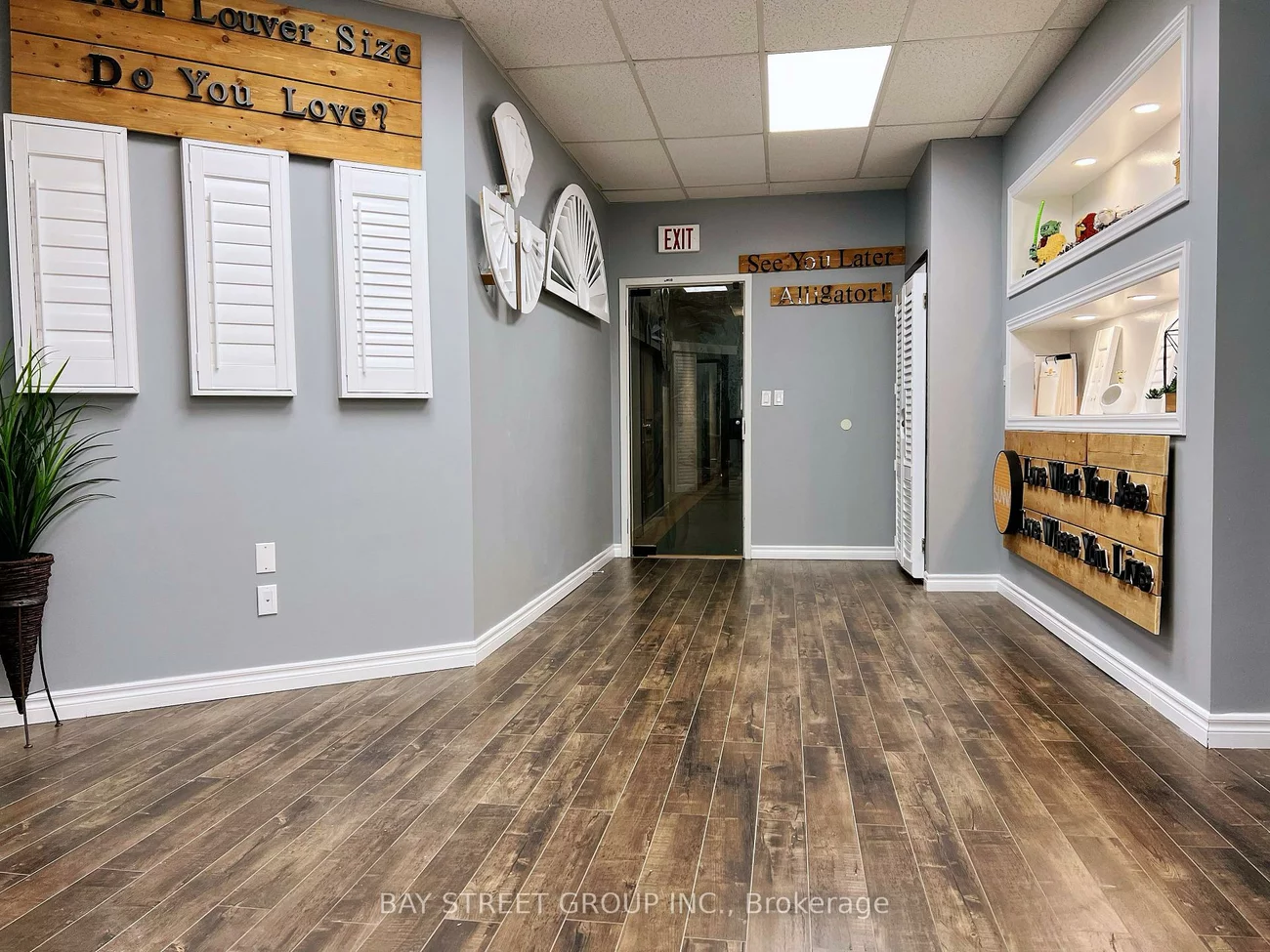 350, Highway 7, Doncrest, Richmond Hill