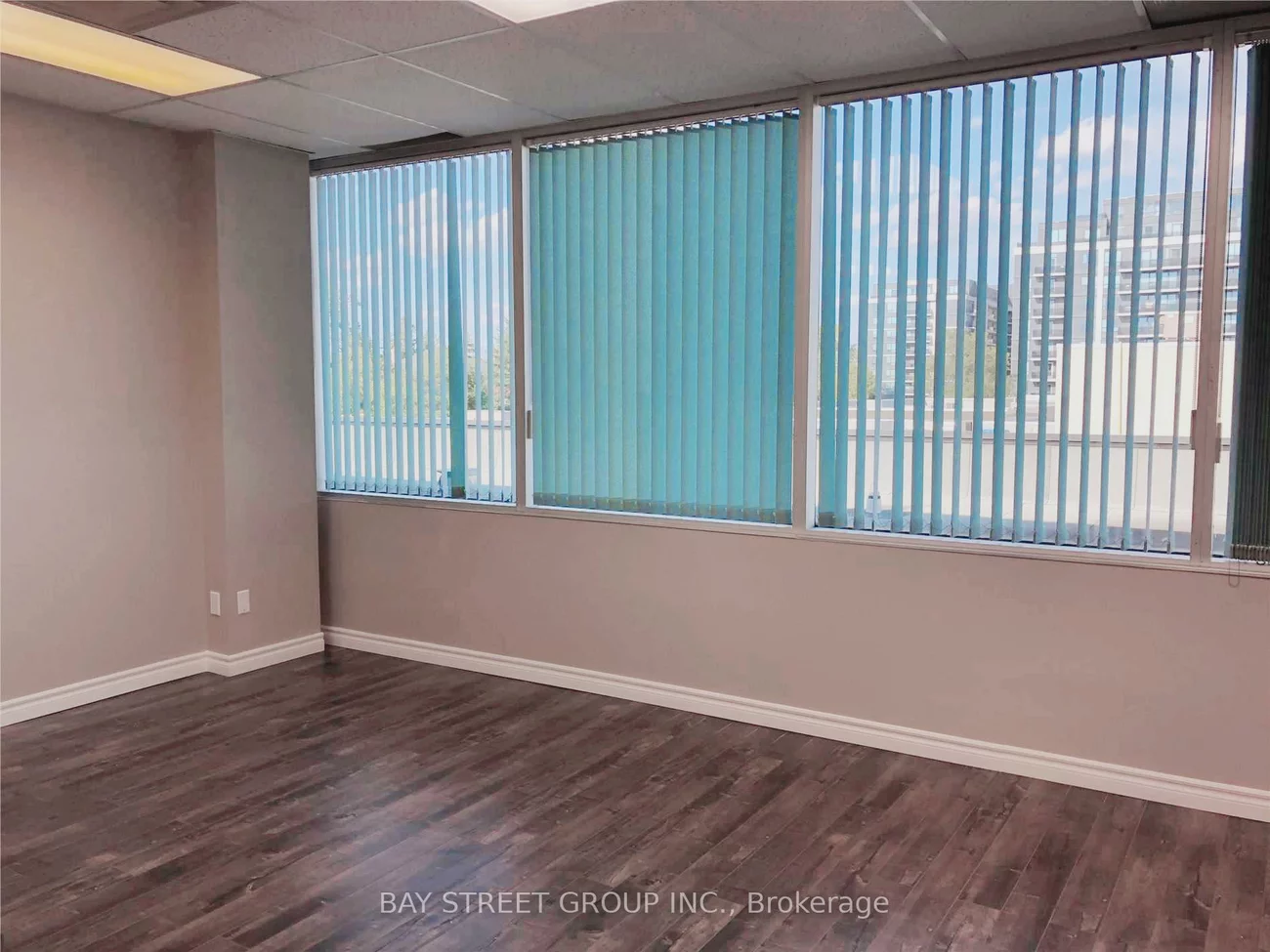 350, Highway 7, Doncrest, Richmond Hill