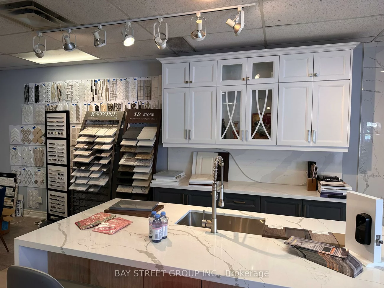 160, East Beaver Creek, Beaver Creek Business Park, Richmond Hill