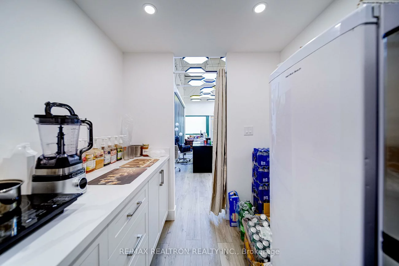 175, West Beaver Creek, Beaver Creek Business Park, Richmond Hill