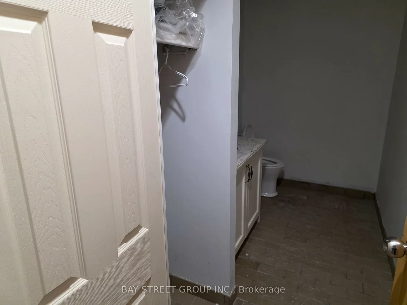 B- 16, East Wilmot, Beaver Creek Business Park, Richmond Hill