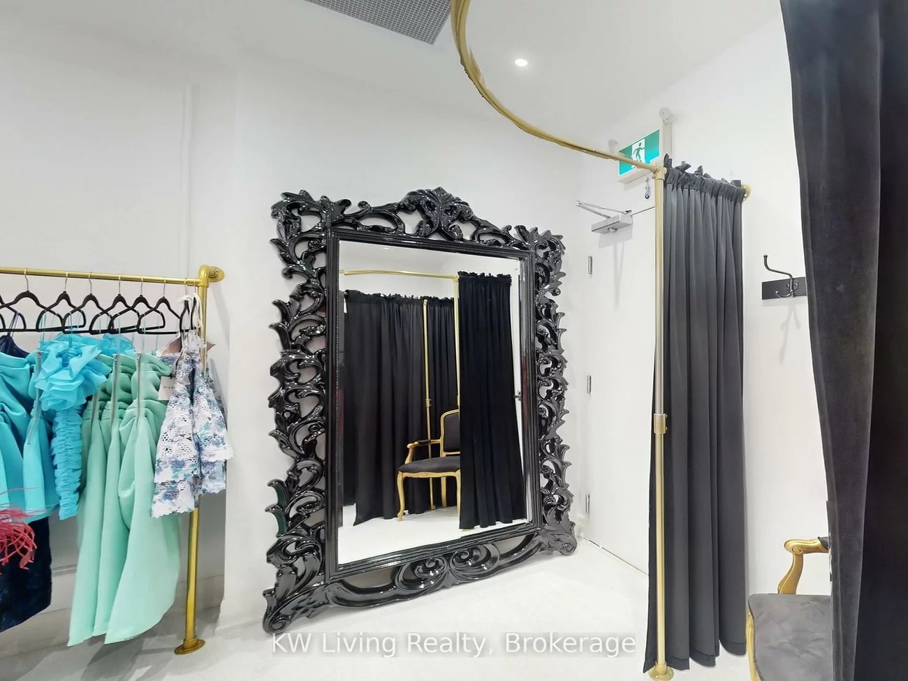 372, Hwy 7, Doncrest, Richmond Hill