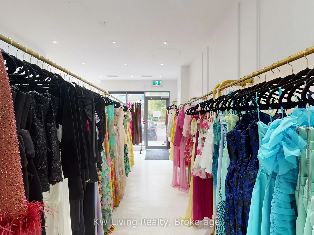 372, Hwy 7, Doncrest, Richmond Hill