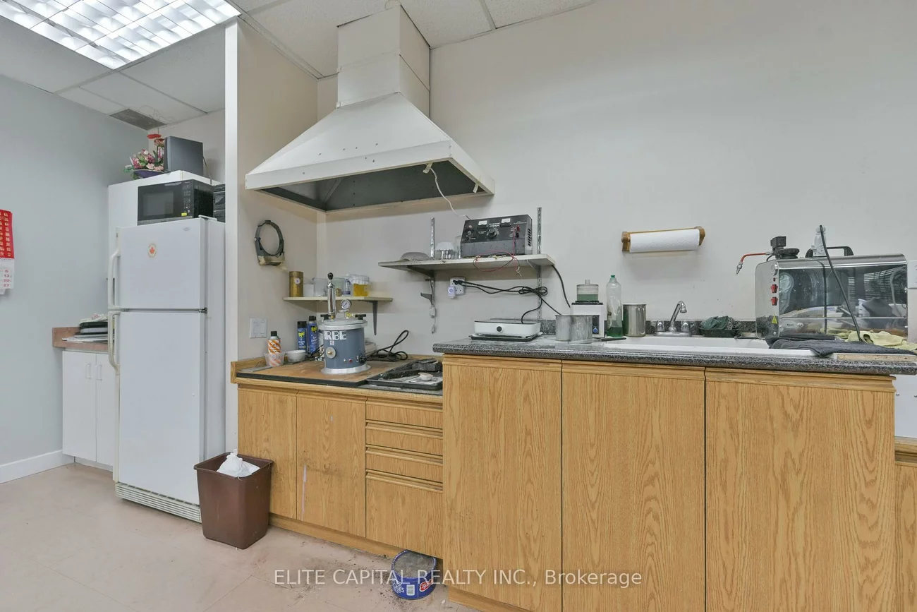 160, East Beaver Creek, Beaver Creek Business Park, Richmond Hill