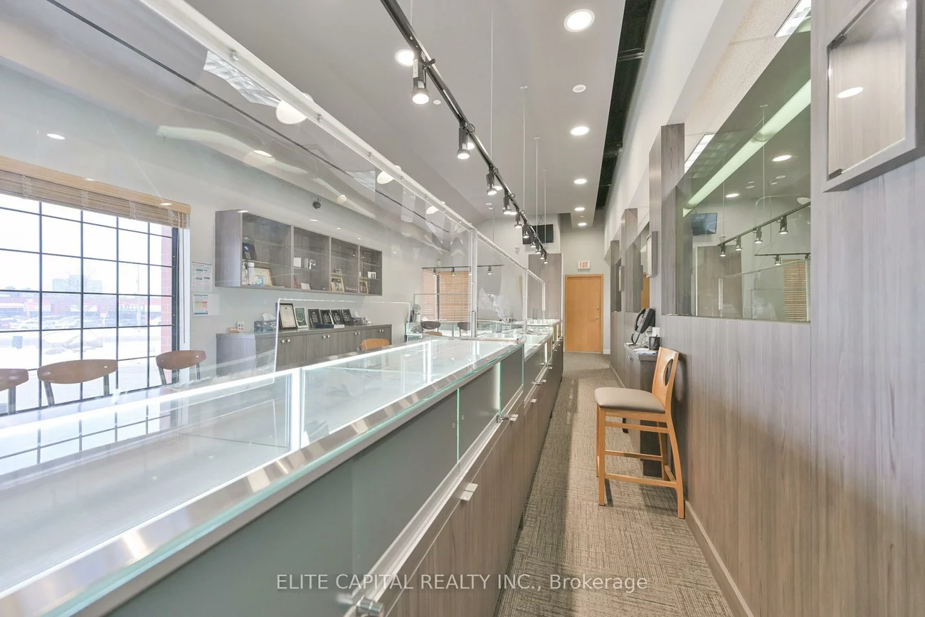 160, East Beaver Creek, Beaver Creek Business Park, Richmond Hill