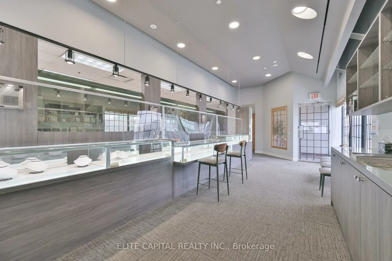 160, East Beaver Creek, Beaver Creek Business Park, Richmond Hill