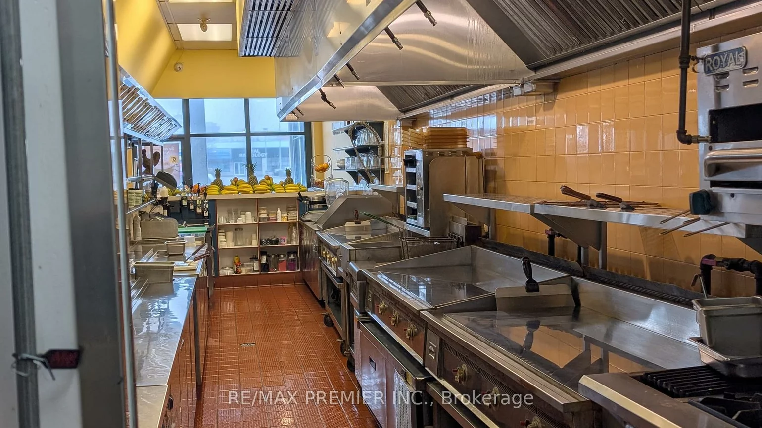 10909, Yonge, Devonsleigh, Richmond Hill