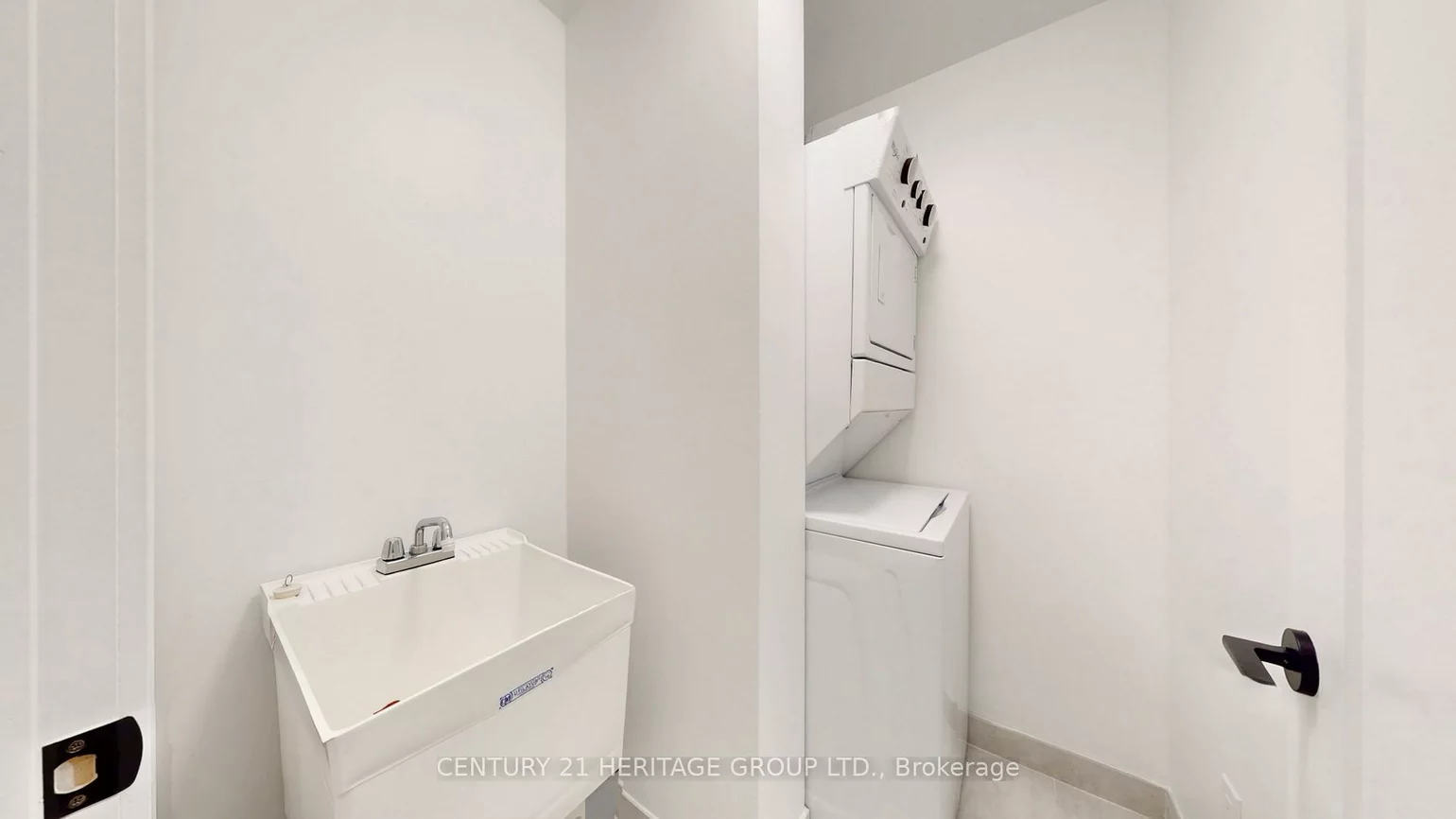 8888, YONGE, South Richvale, Richmond Hill