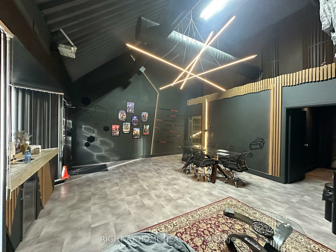 95, West Beaver Creek, Beaver Creek Business Park, Richmond Hill