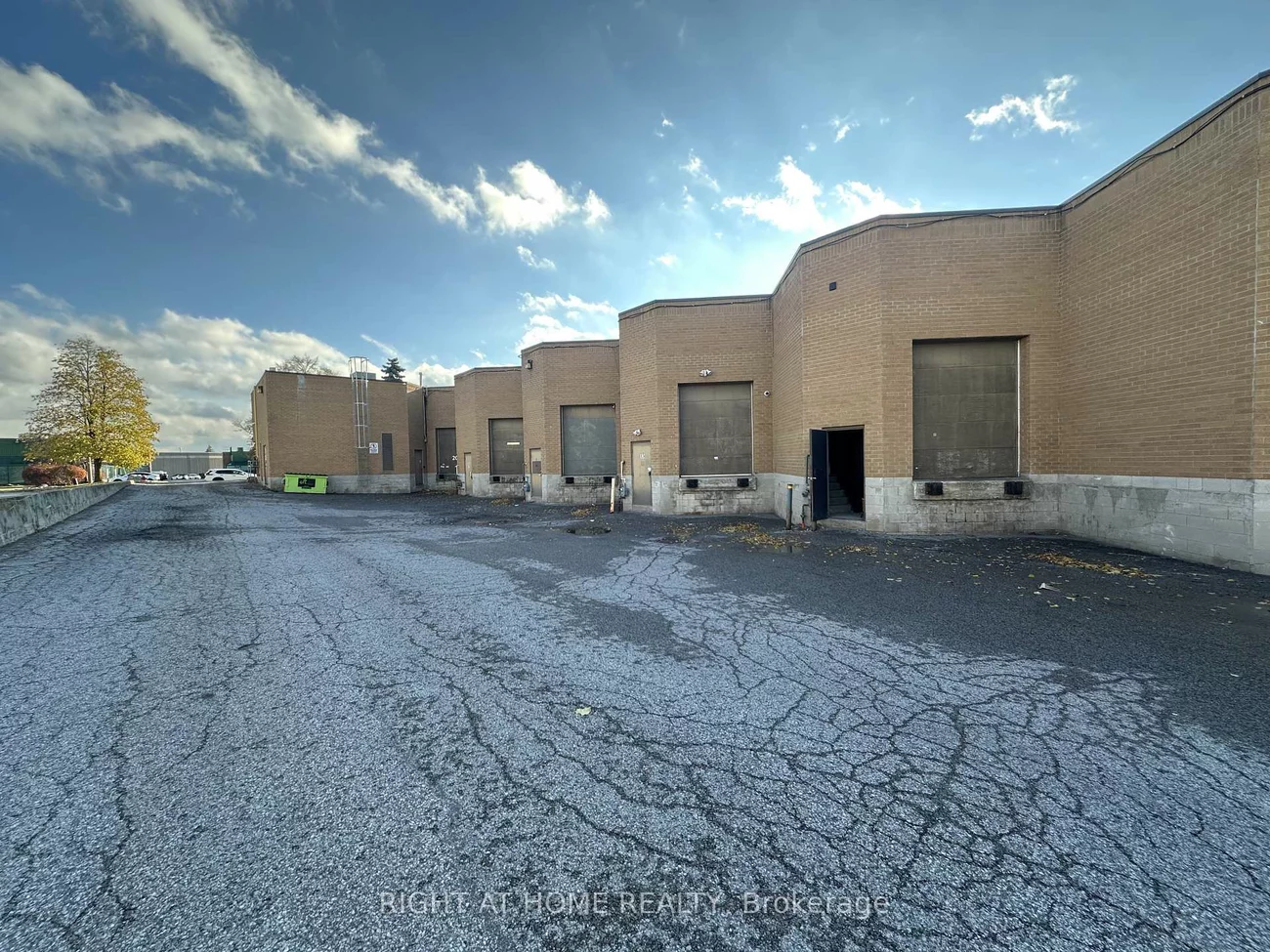 95, West Beaver Creek, Beaver Creek Business Park, Richmond Hill