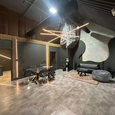 95, West Beaver Creek, Beaver Creek Business Park, Richmond Hill