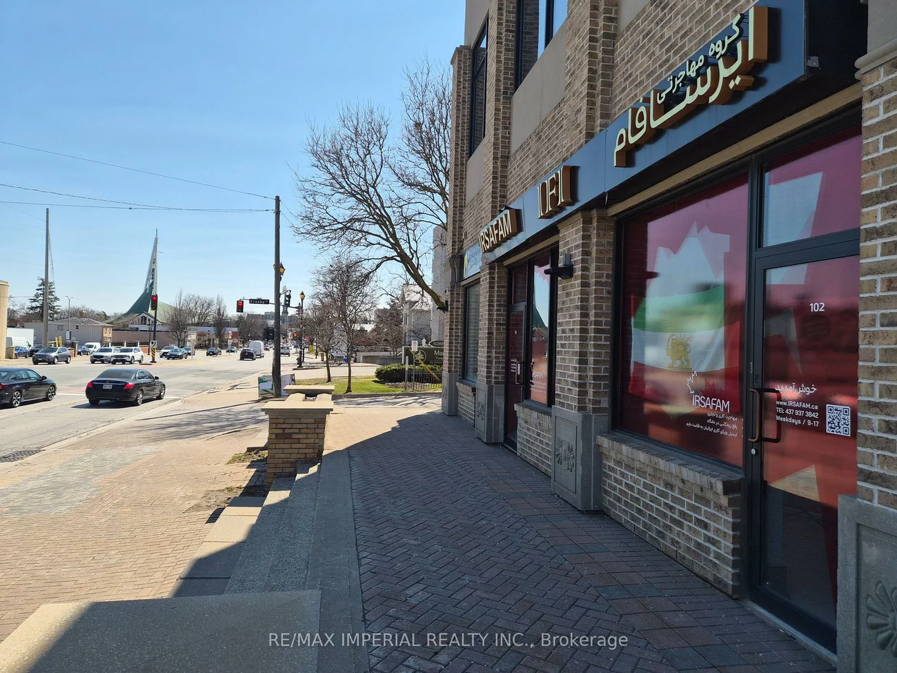 10376, Yonge, Crosby, Richmond Hill