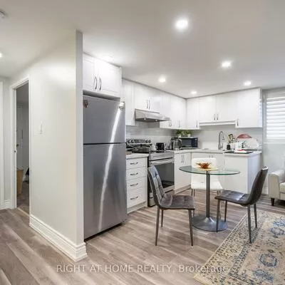 285, Richmond, Mill Pond, Richmond Hill