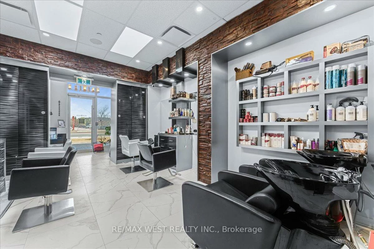 9610, Yonge, North Richvale, Richmond Hill