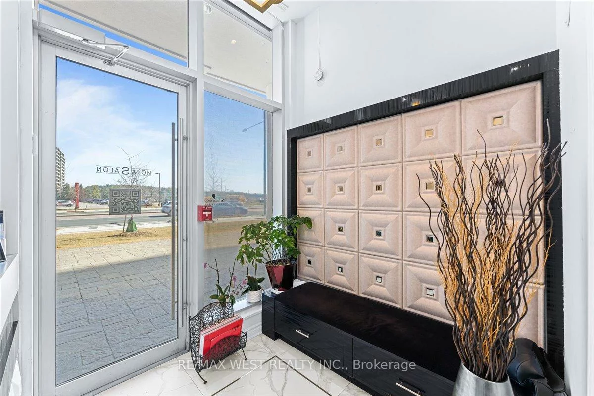 9610, Yonge, North Richvale, Richmond Hill