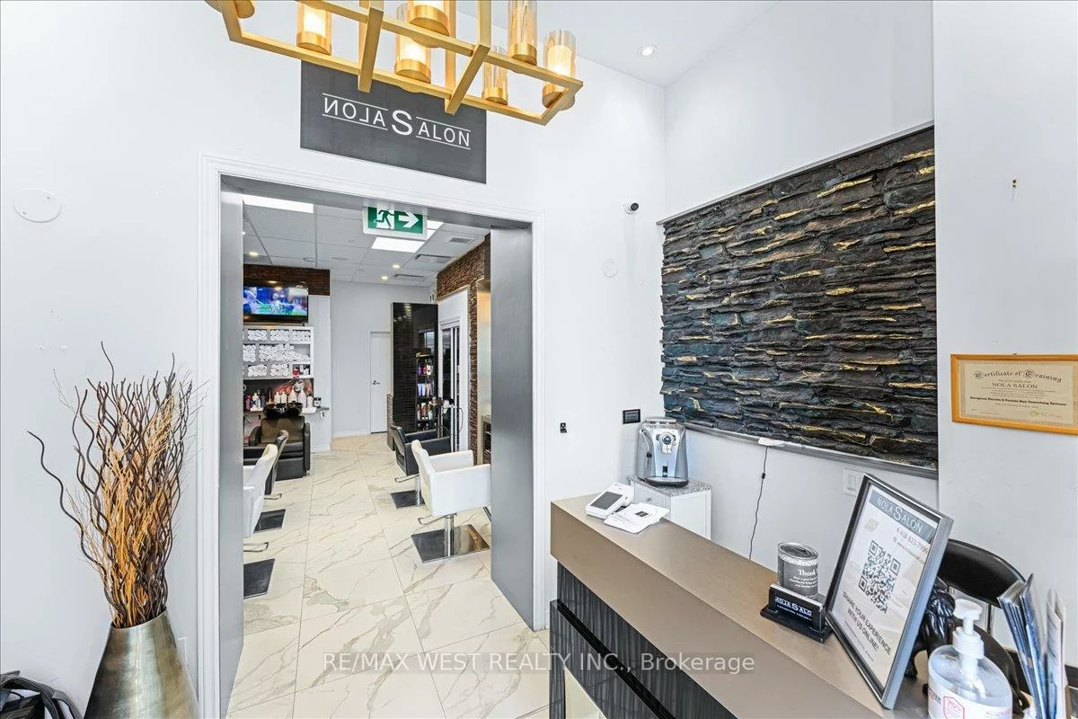 9610, Yonge, North Richvale, Richmond Hill