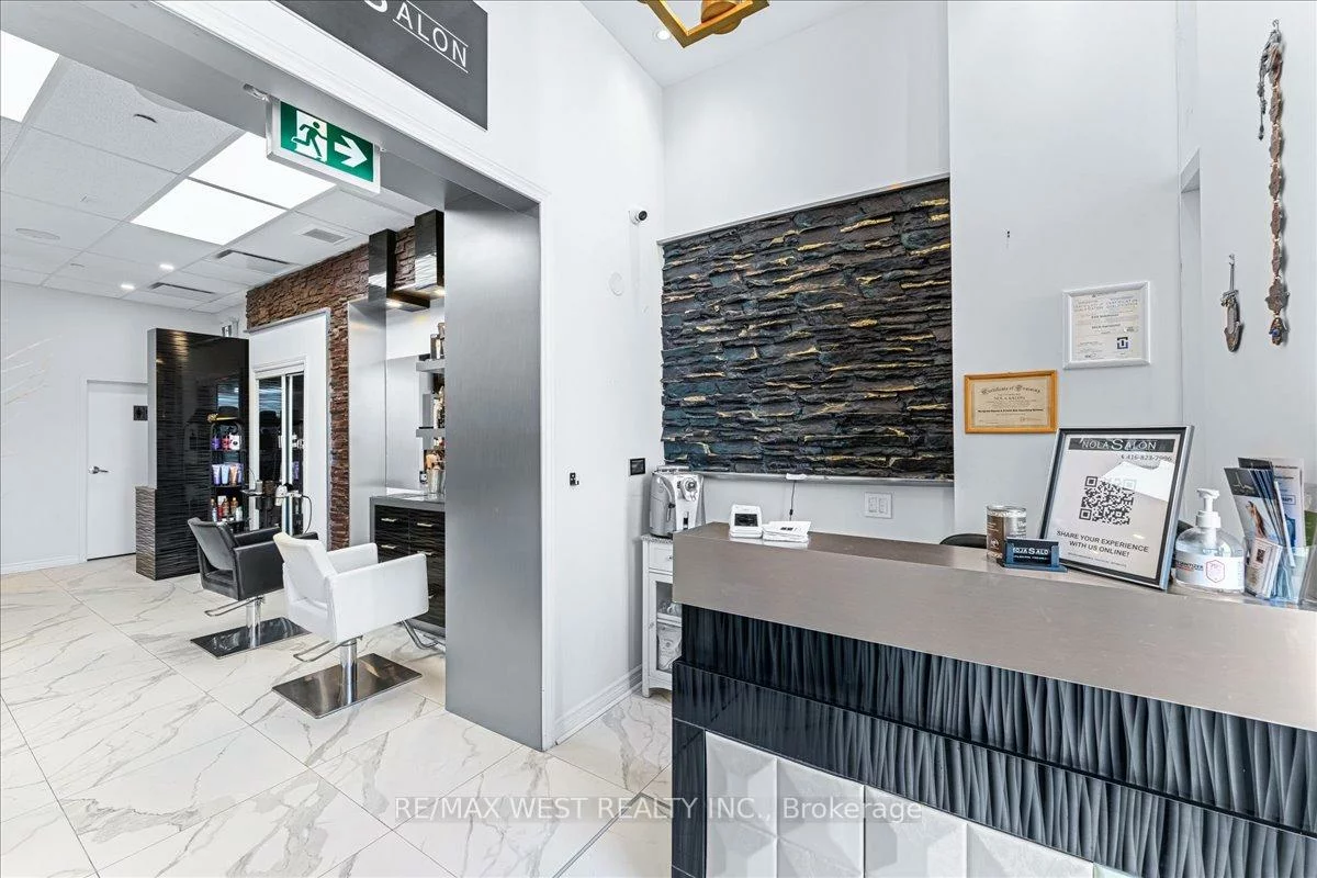 9610, Yonge, North Richvale, Richmond Hill