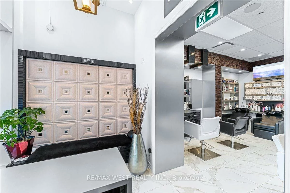 9610, Yonge, North Richvale, Richmond Hill