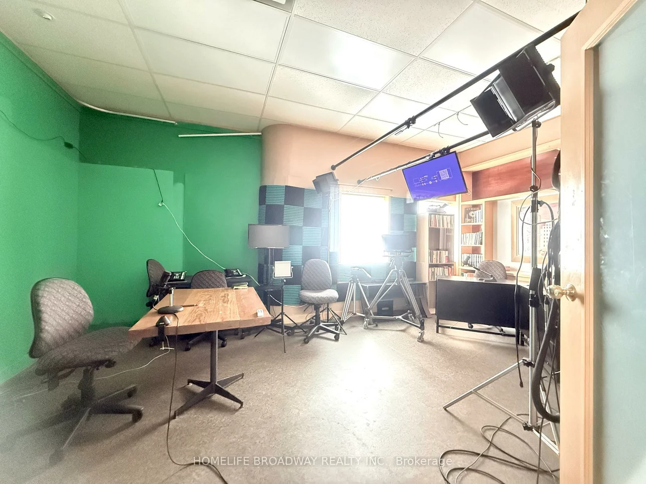 30, Wertheim, Beaver Creek Business Park, Richmond Hill