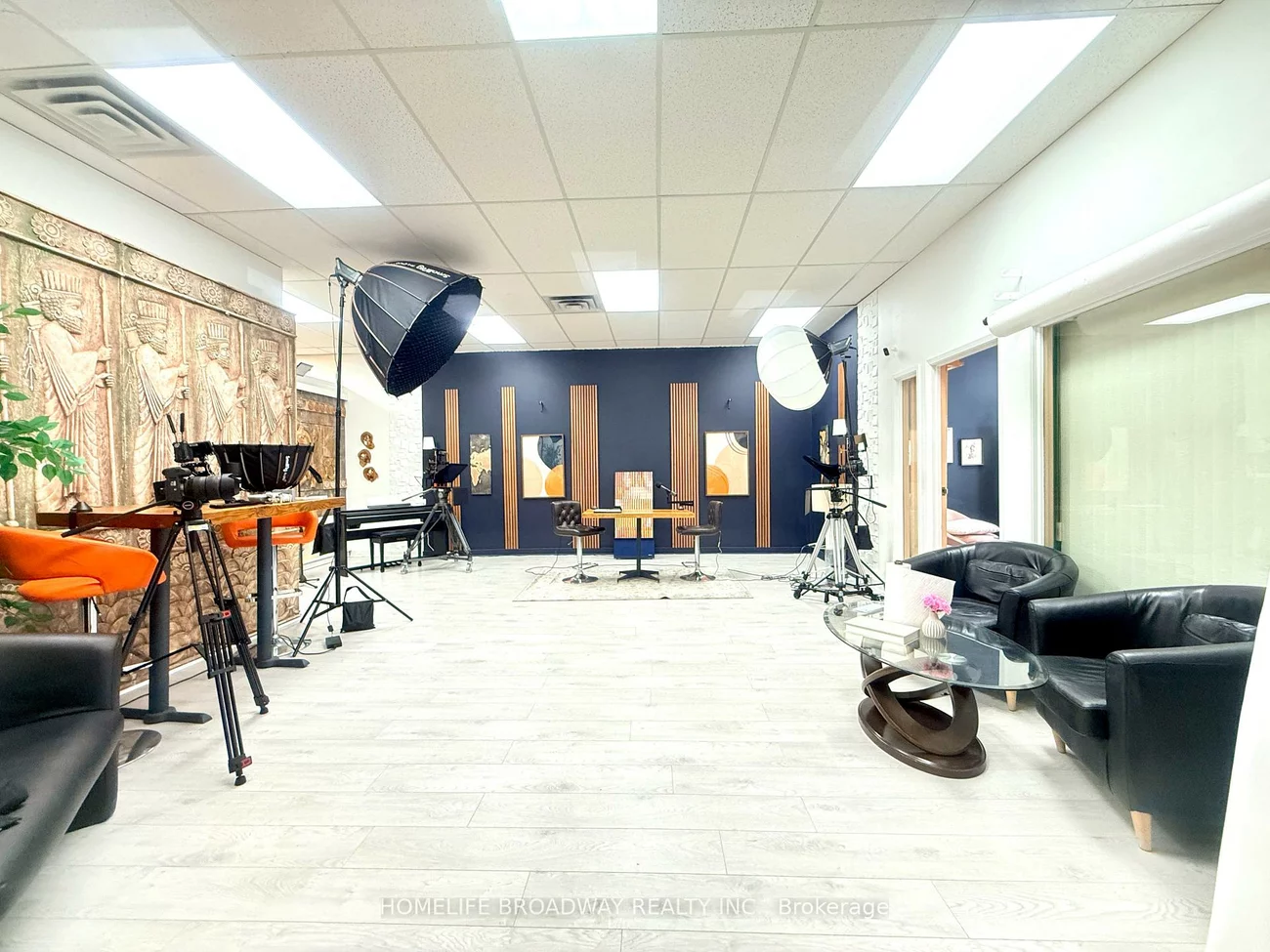 30, Wertheim, Beaver Creek Business Park, Richmond Hill