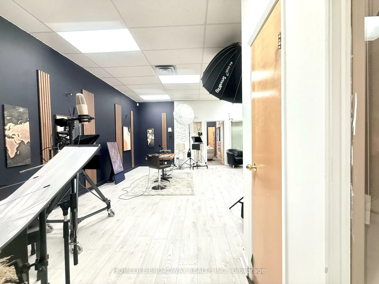 30, Wertheim, Beaver Creek Business Park, Richmond Hill