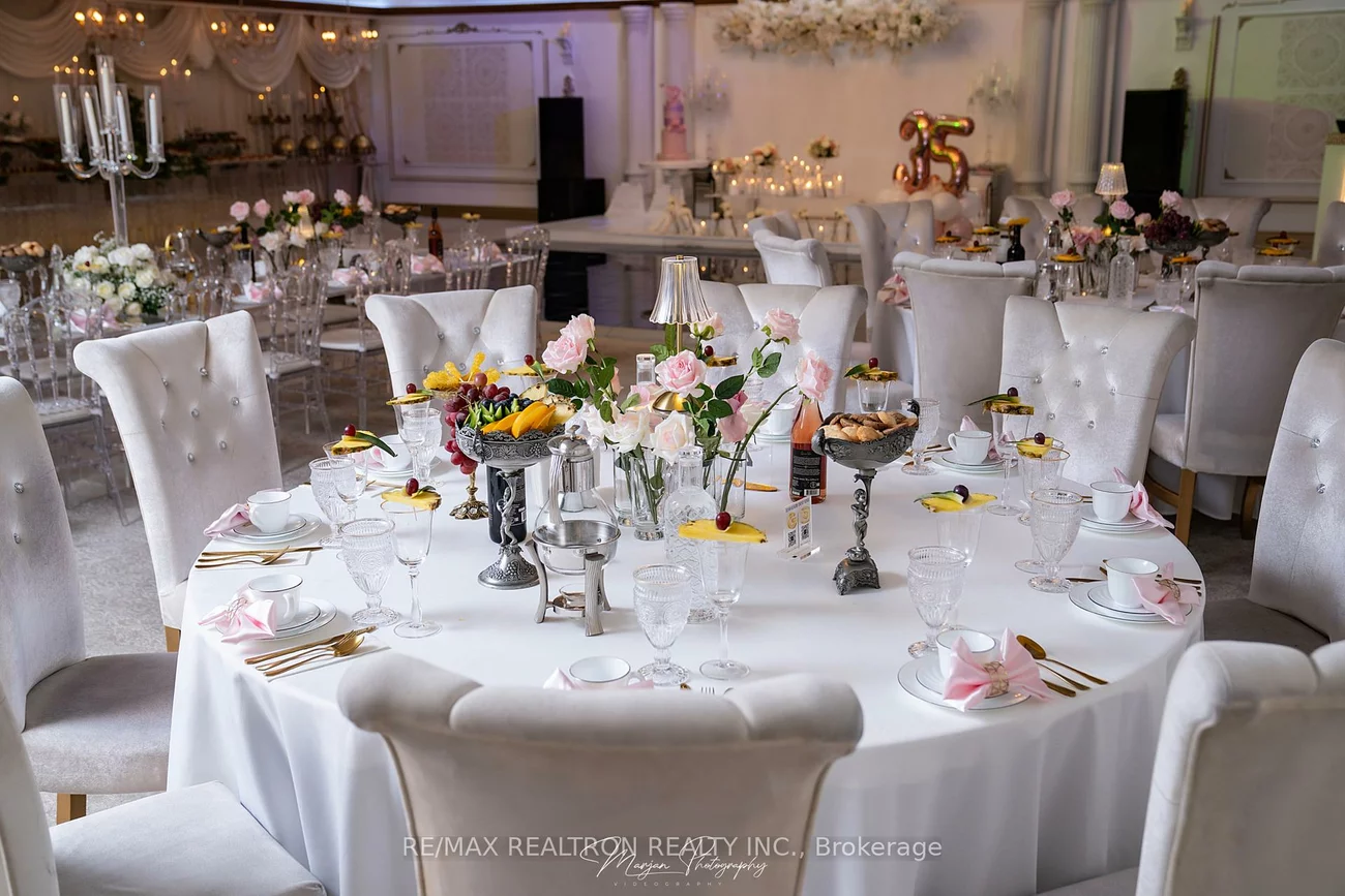 9625, Yonge, Harding, Richmond Hill