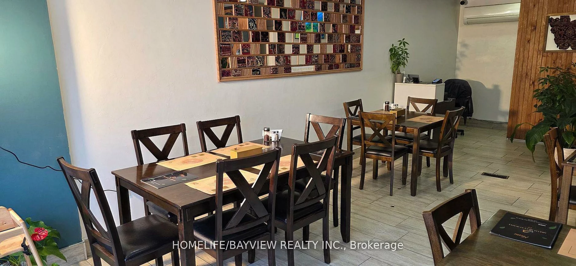 10145, Yonge, Crosby, Richmond Hill