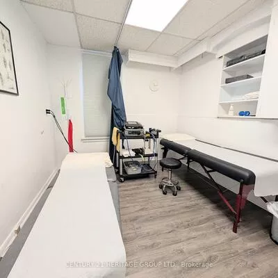 58, Major Mackenzie, Crosby, Richmond Hill