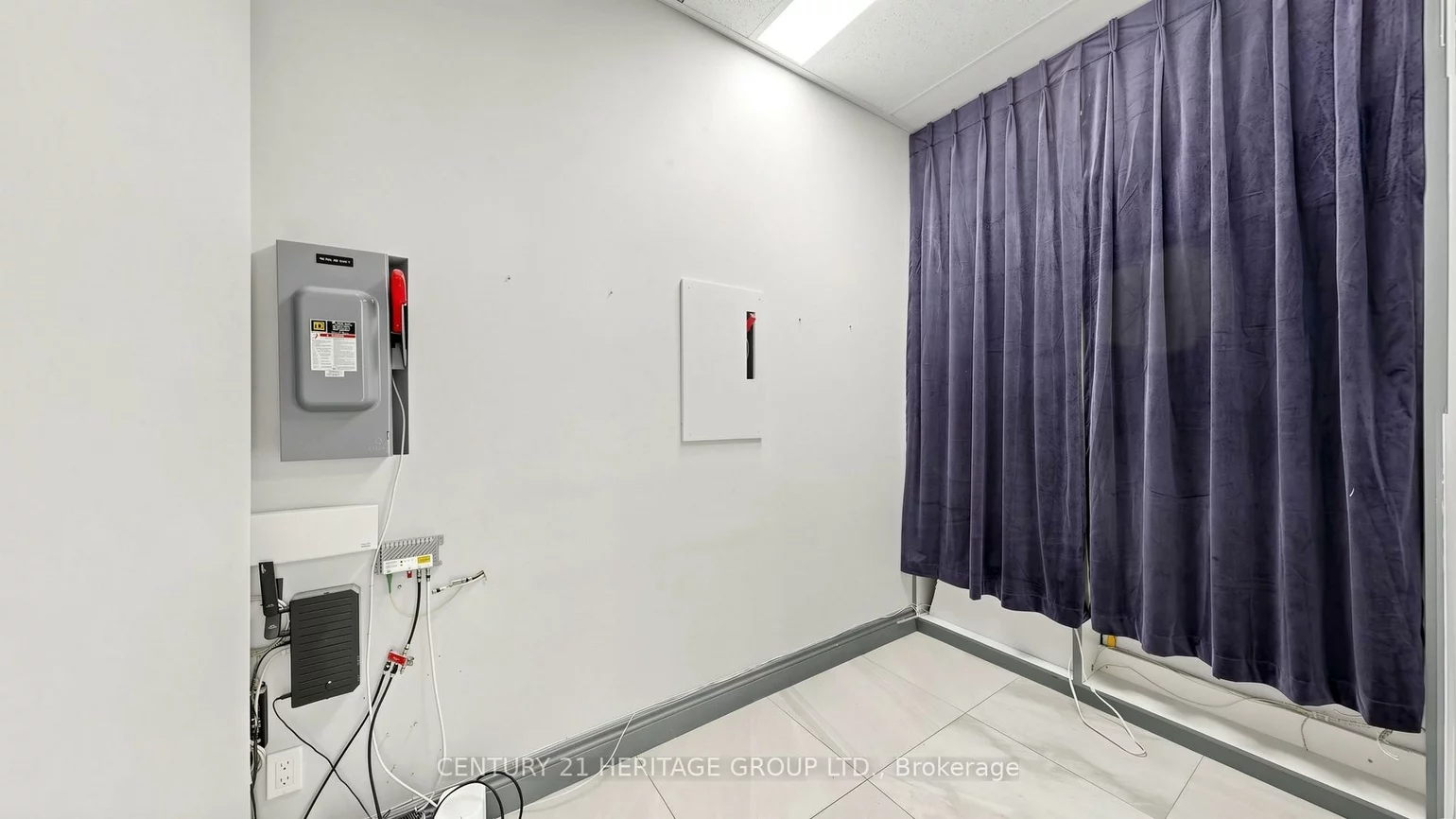 9205, Yonge, North Richvale, Richmond Hill