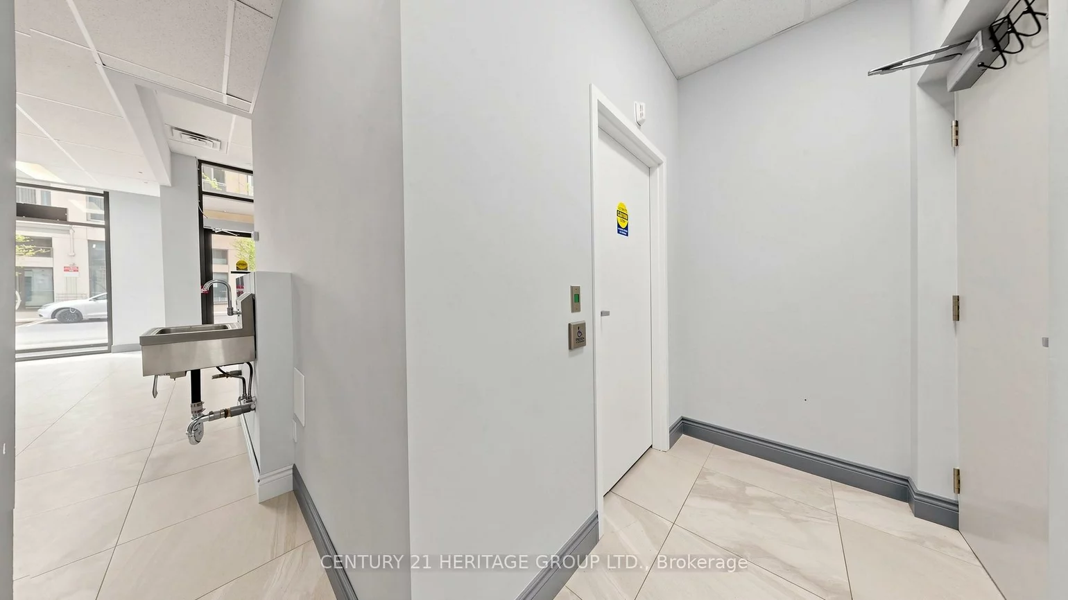 9205, Yonge, North Richvale, Richmond Hill