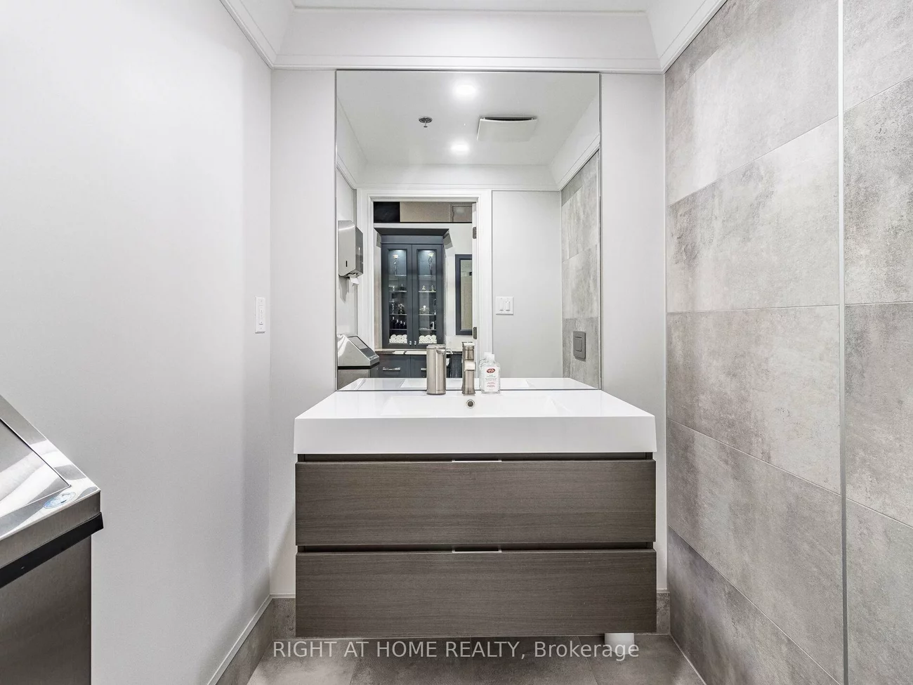 170, West Beaver Creek, Beaver Creek Business Park, Richmond Hill