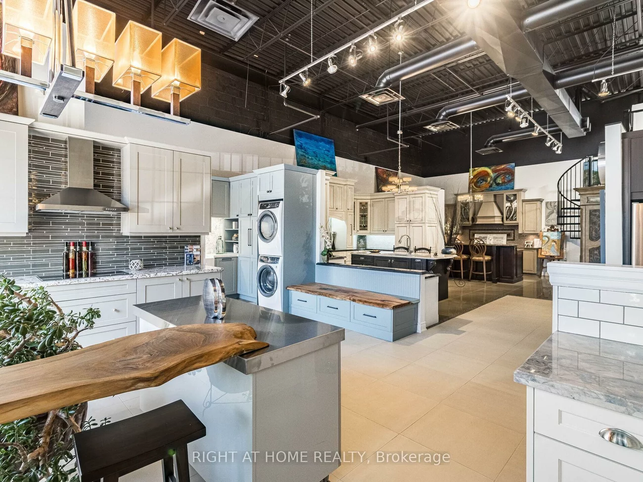 170, West Beaver Creek, Beaver Creek Business Park, Richmond Hill
