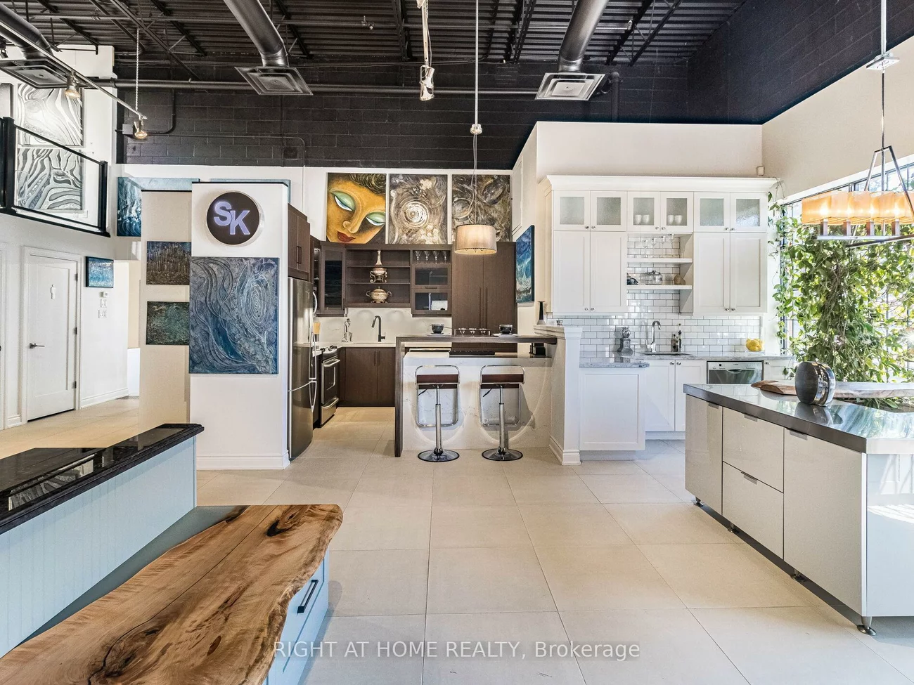 170, West Beaver Creek, Beaver Creek Business Park, Richmond Hill