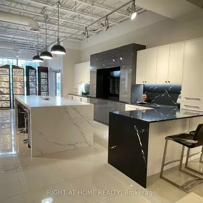 170, West Beaver Creek, Beaver Creek Business Park, Richmond Hill