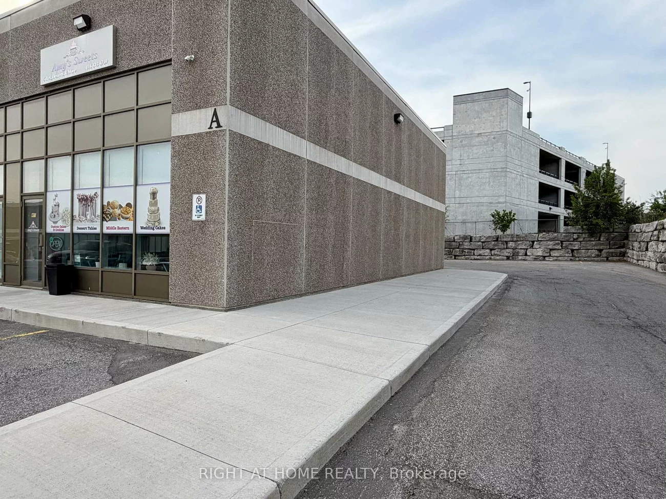 1550, 16TH, Headford Business Park, Richmond Hill