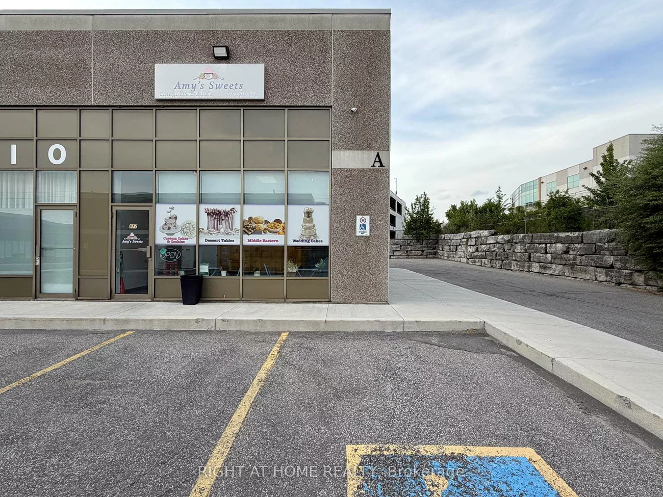 1550, 16TH, Headford Business Park, Richmond Hill