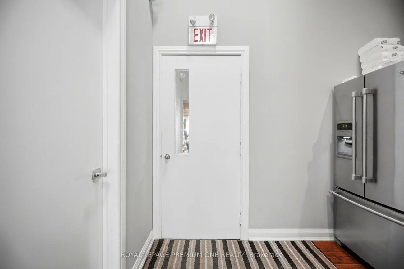 16, Sims, Beaver Creek Business Park, Richmond Hill