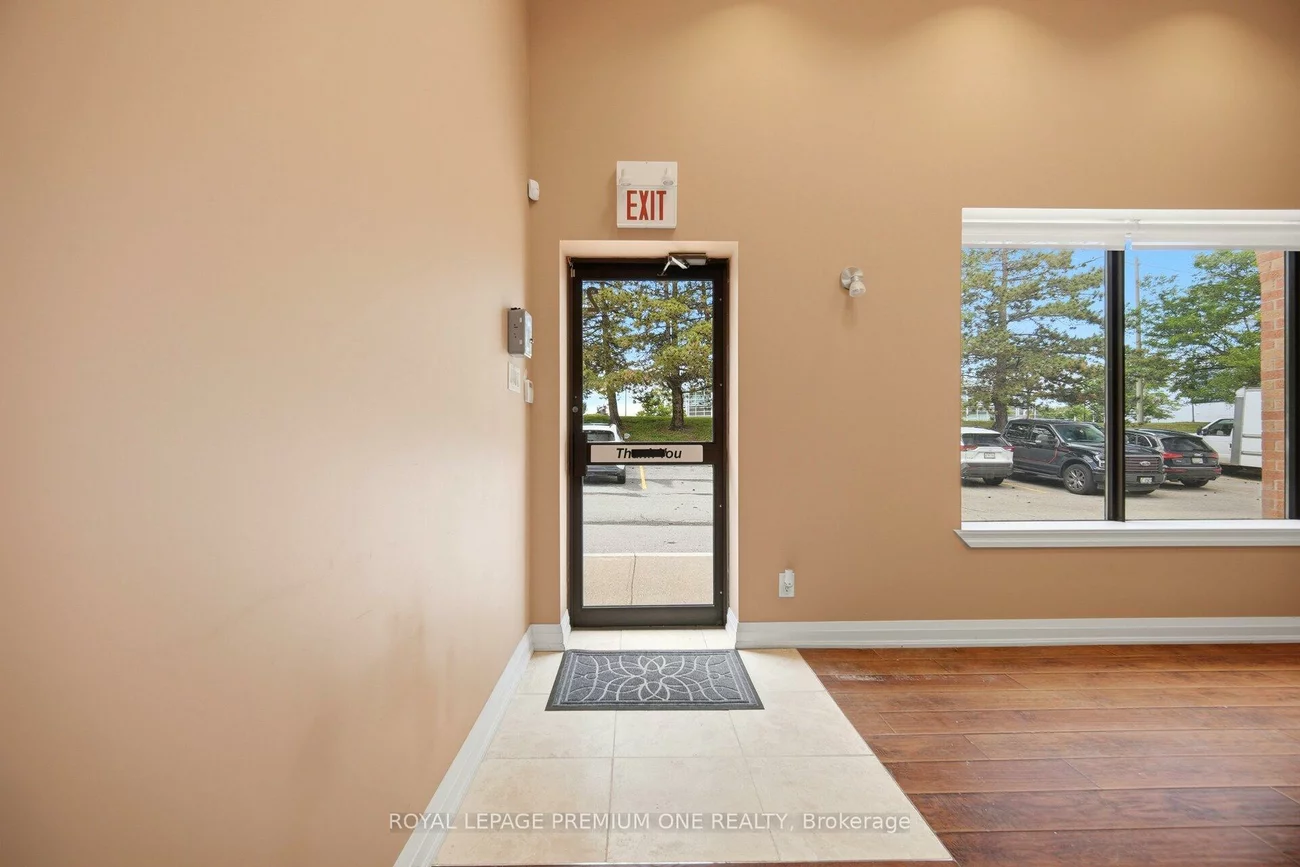 16, Sims, Beaver Creek Business Park, Richmond Hill