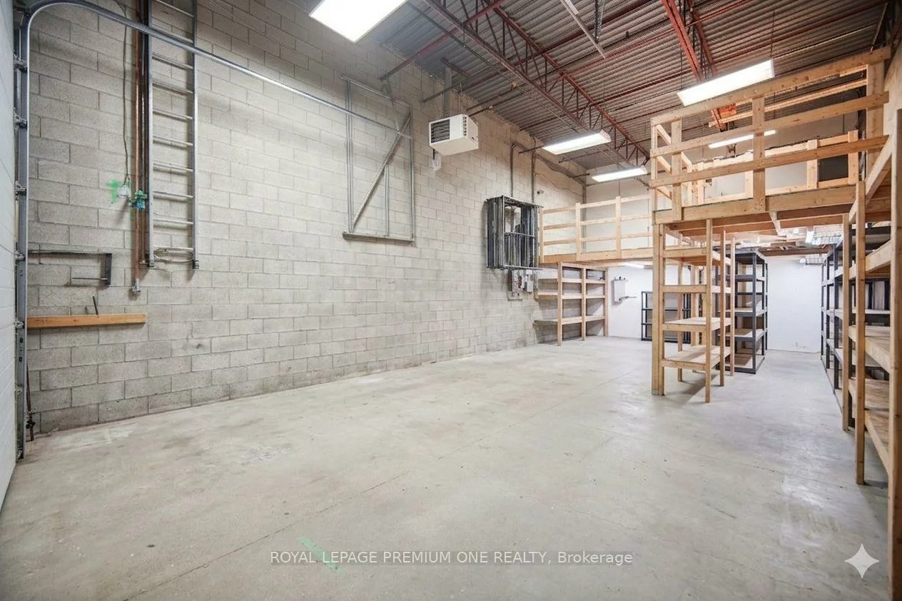 16, Sims, Beaver Creek Business Park, Richmond Hill