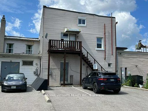 10119, Yonge, Crosby, Richmond Hill