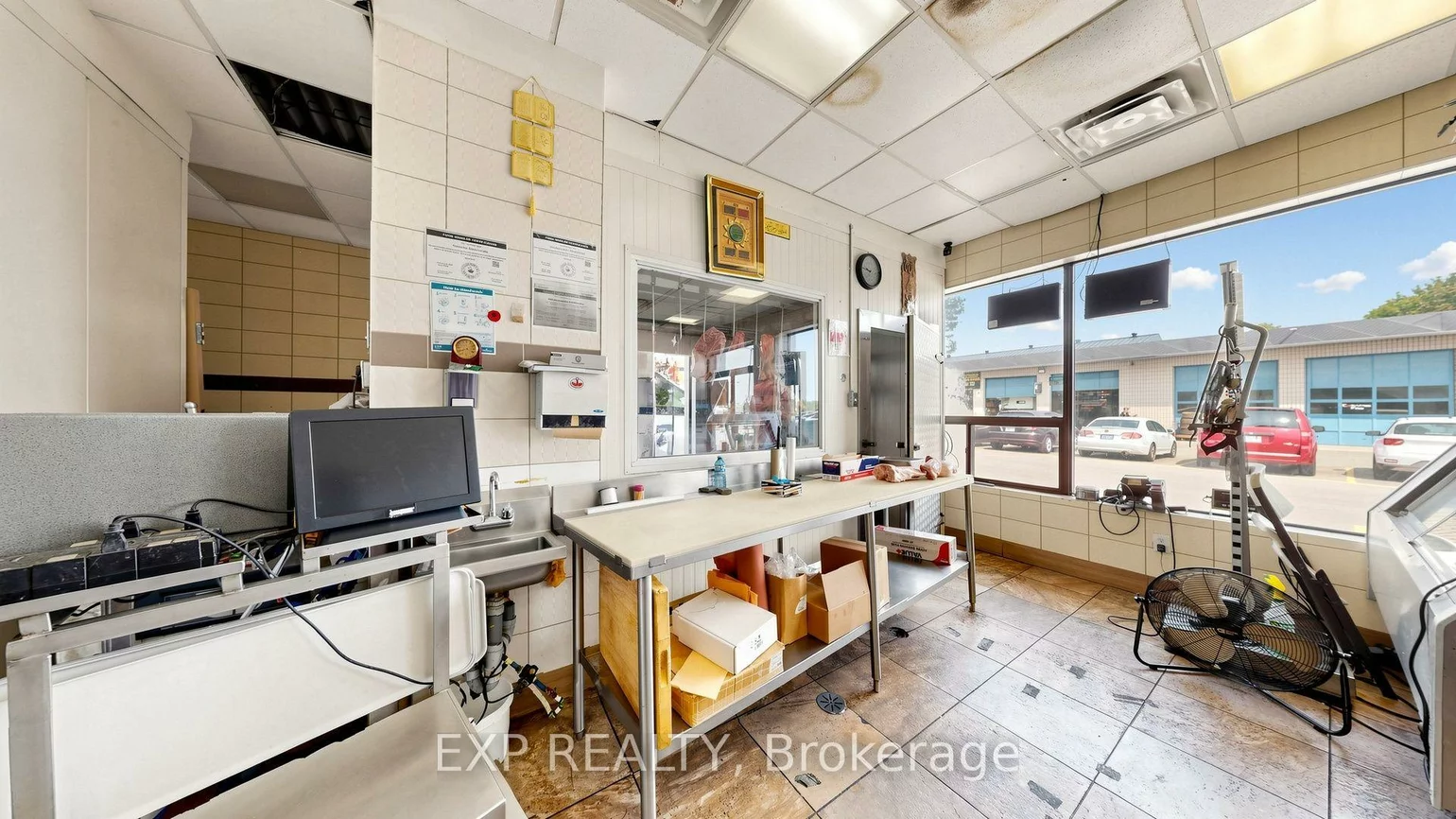 12960, Yonge, Oak Ridges, Richmond Hill