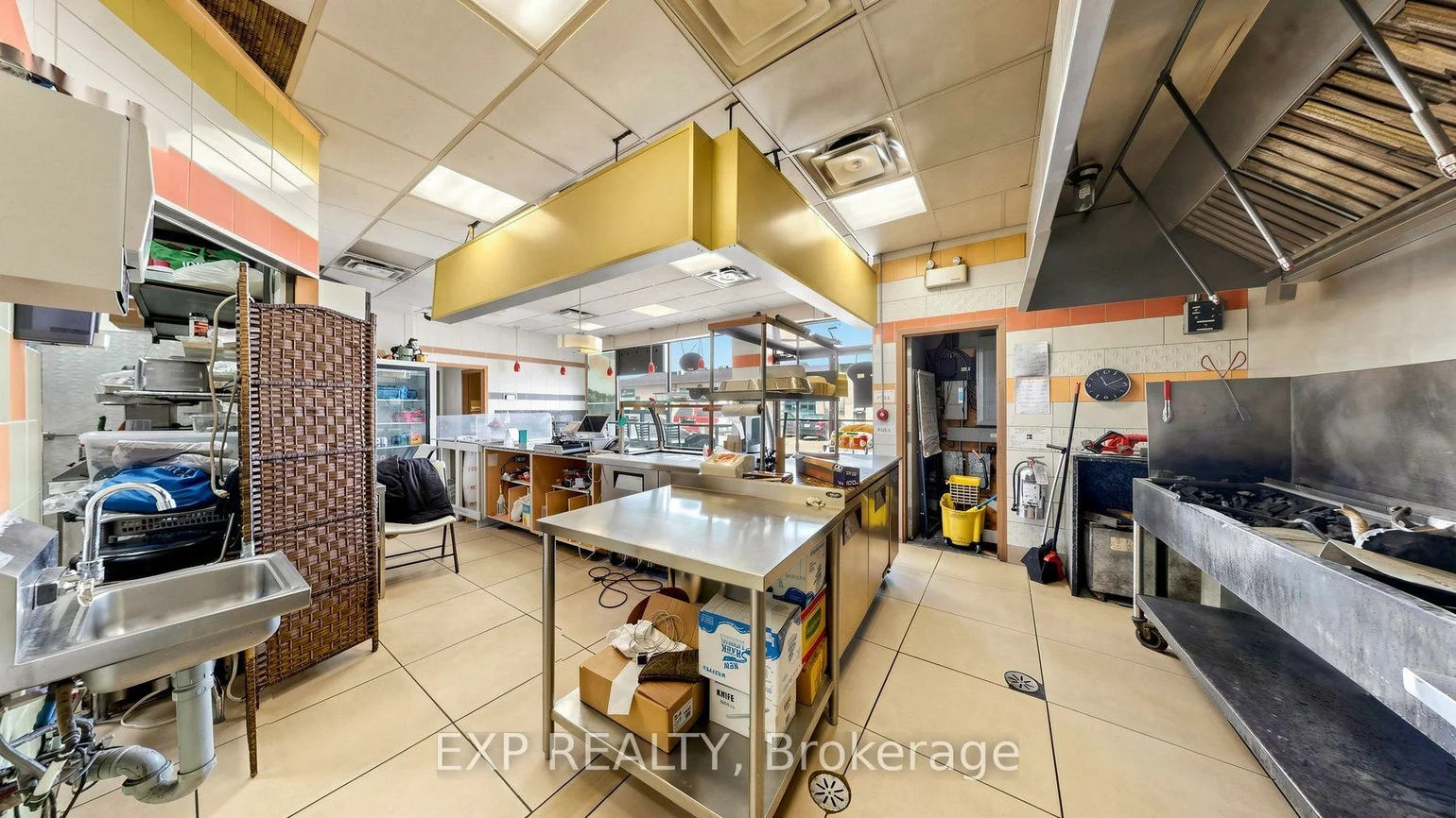 12960, Yonge, Oak Ridges, Richmond Hill