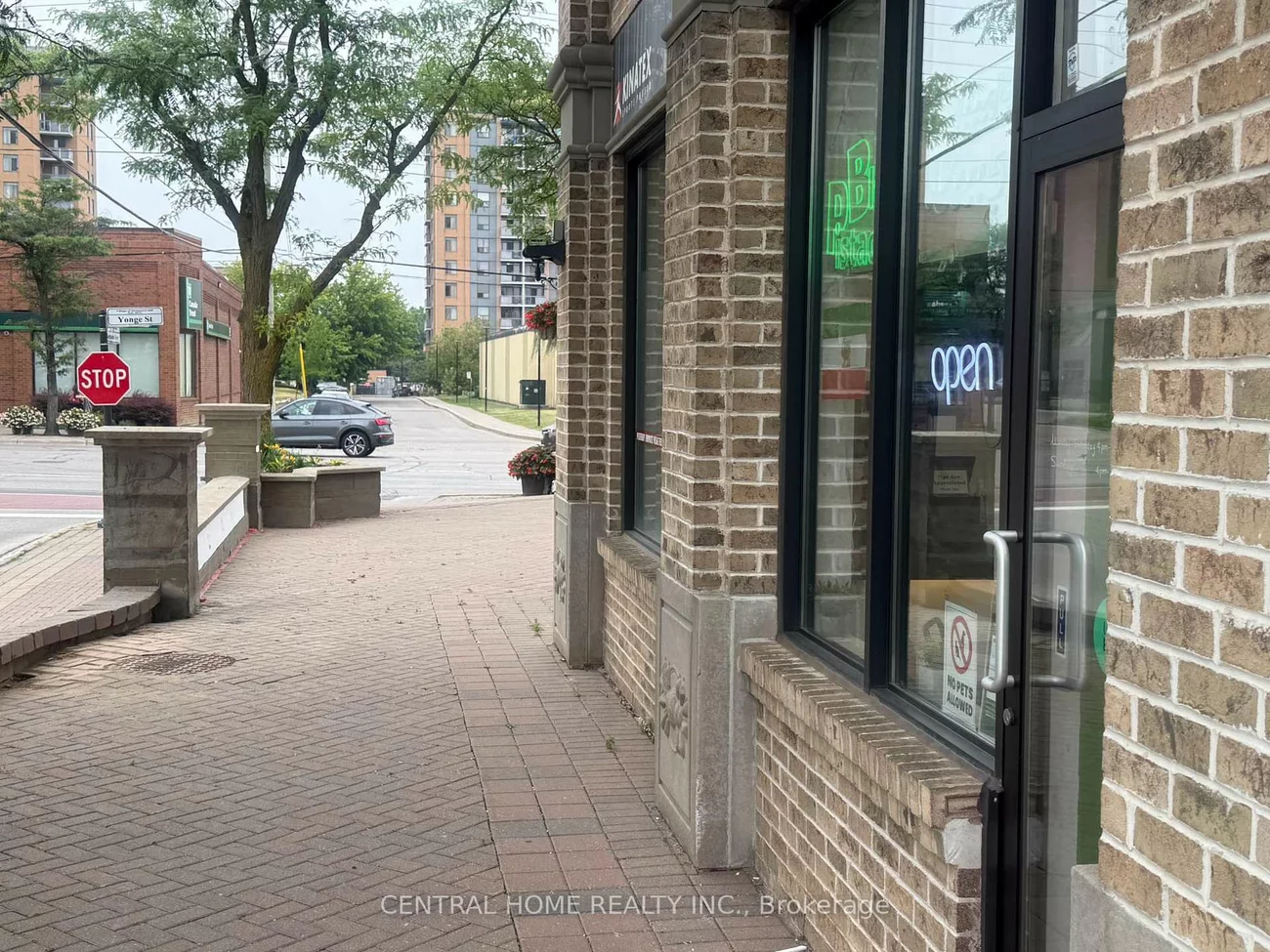 10376, Yonge St, Rural Richmond Hill, Richmond Hill