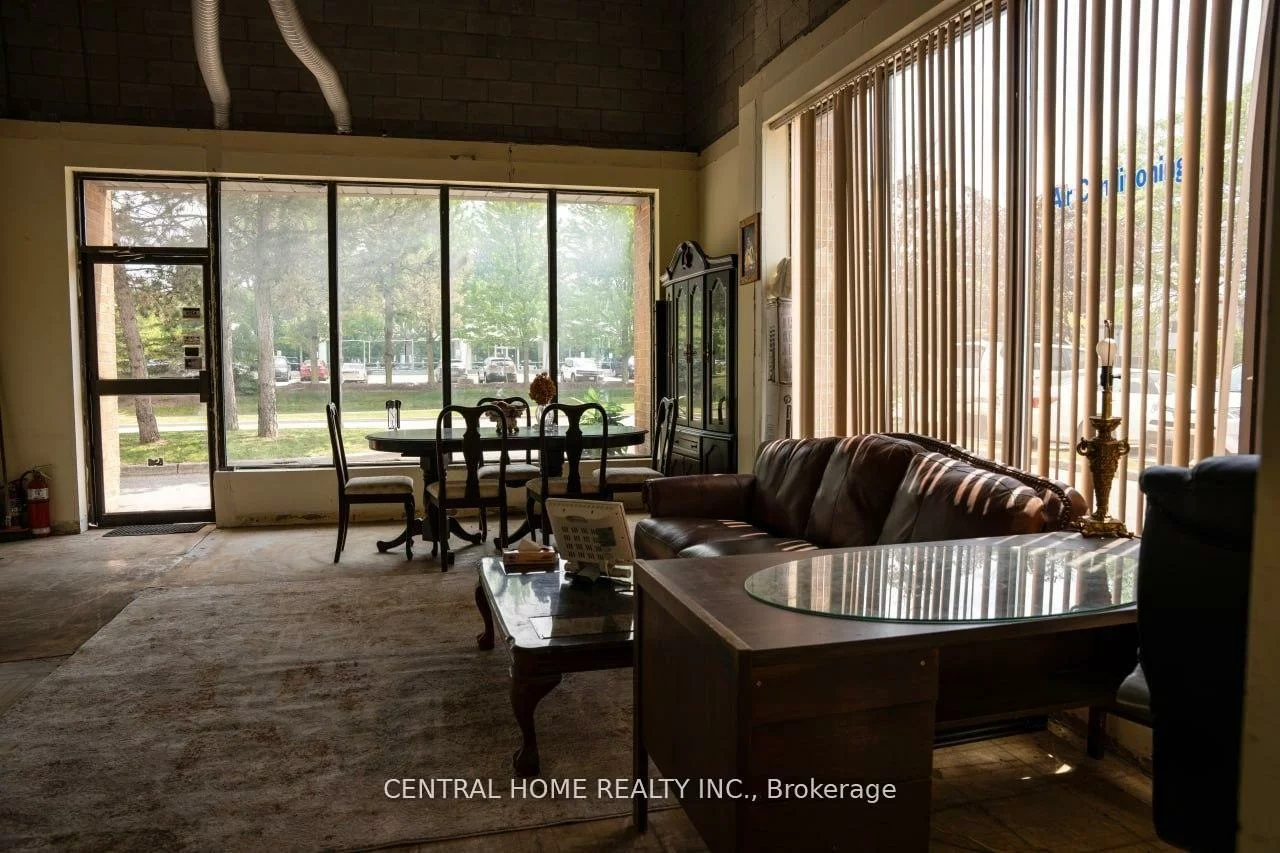 95, East Beaver Creek, Beaver Creek Business Park, Richmond Hill